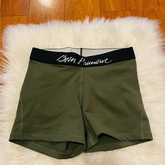 BORN PRIMITIVE woman boxer - Picture 2 of 4